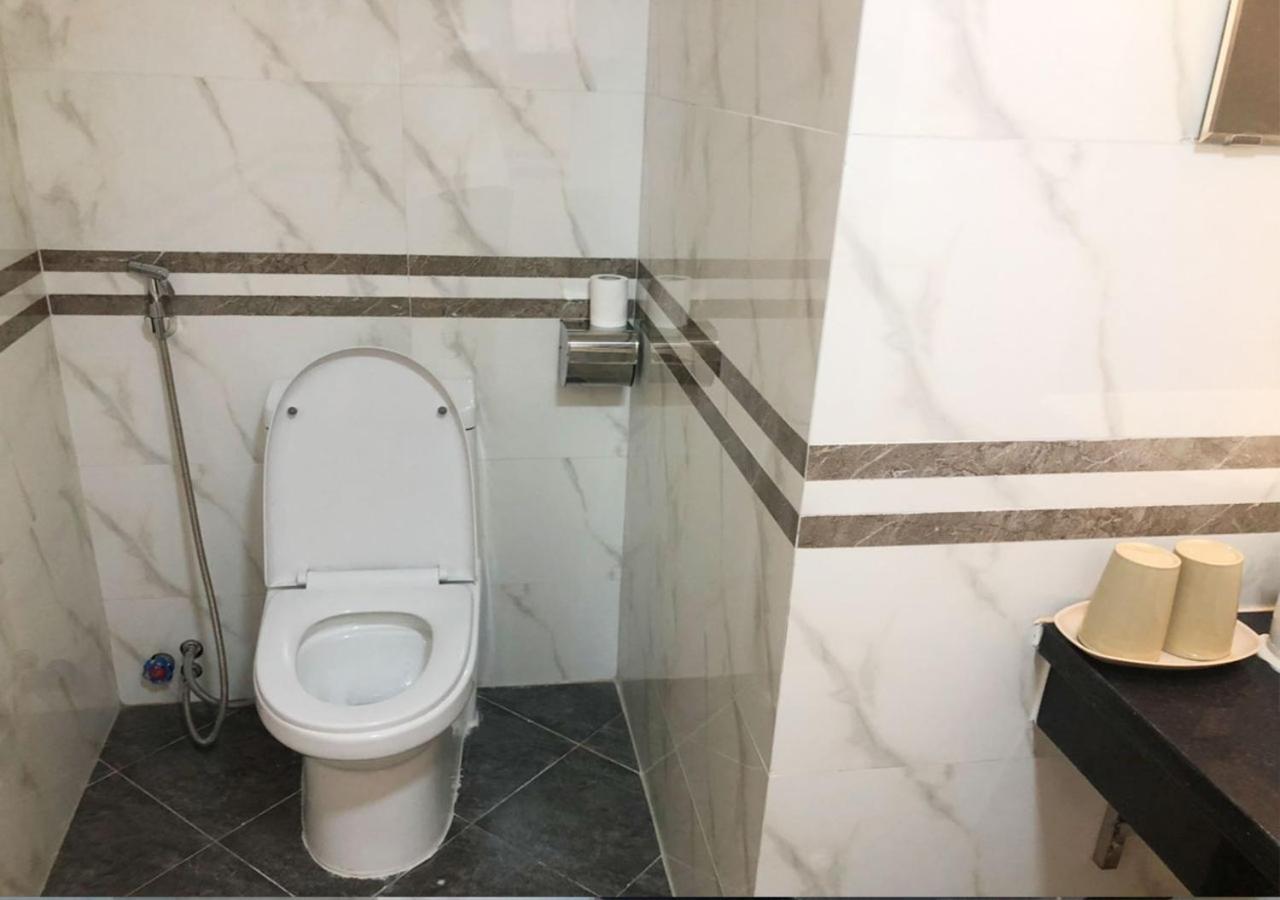 Family Suite Hotel Hanoi Esterno foto