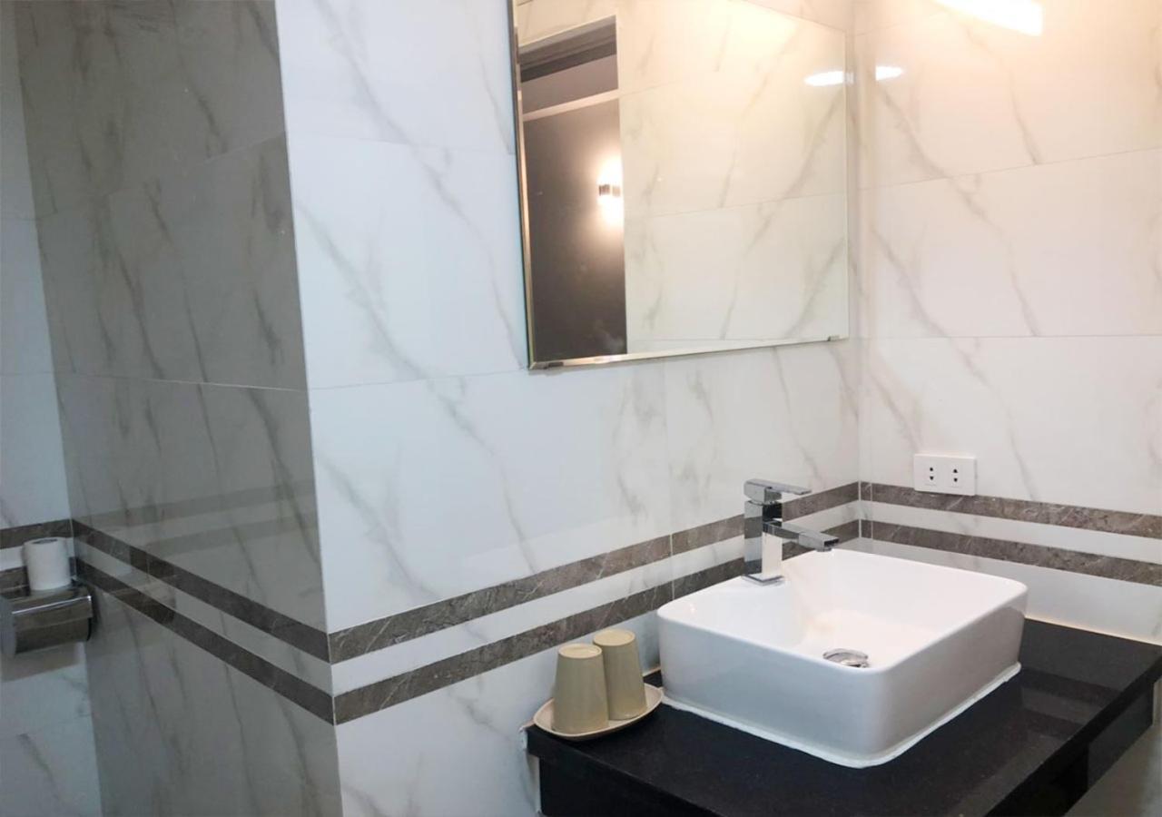 Family Suite Hotel Hanoi Esterno foto