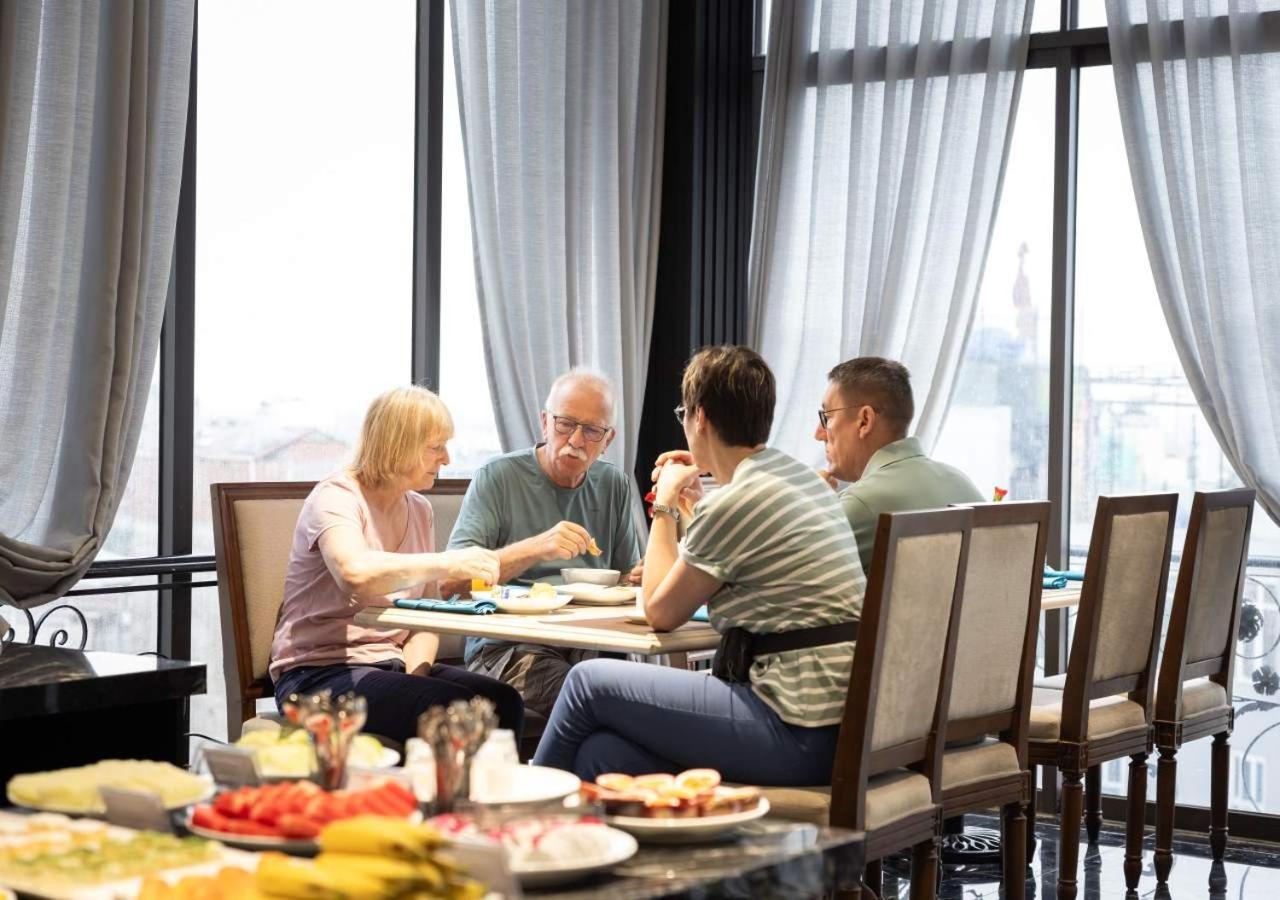 Family Suite Hotel Hanoi Esterno foto